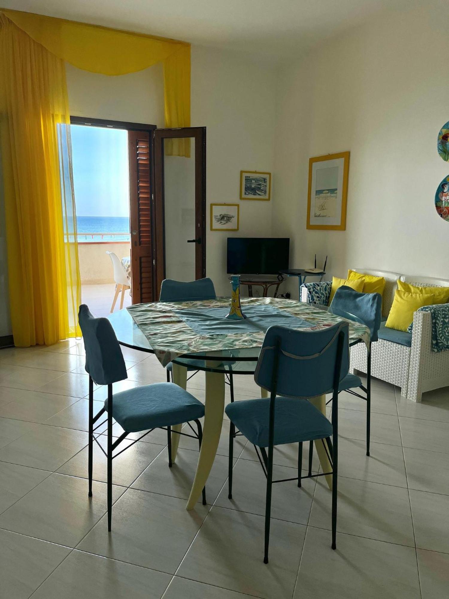 Castellammare Holiday Алкамо Марина Екстериор снимка