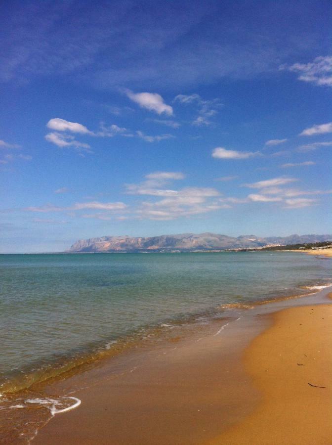 Castellammare Holiday Алкамо Марина Екстериор снимка